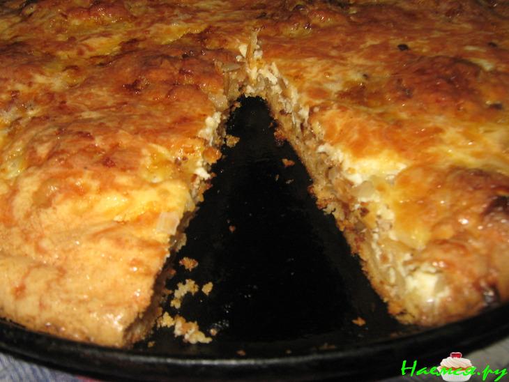 Луковый пирог со сметанно-сырной заливкой Луковый пирог со сметанно-сырной заливкой