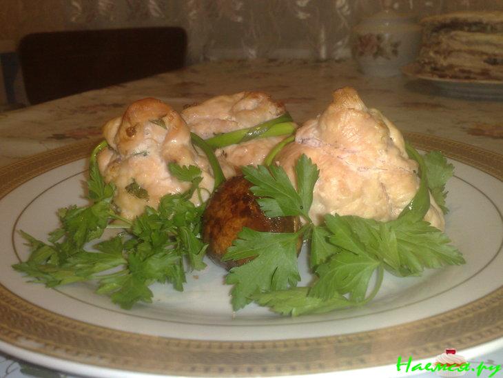 Куриные "мешочки" с шампиньонами и сыром