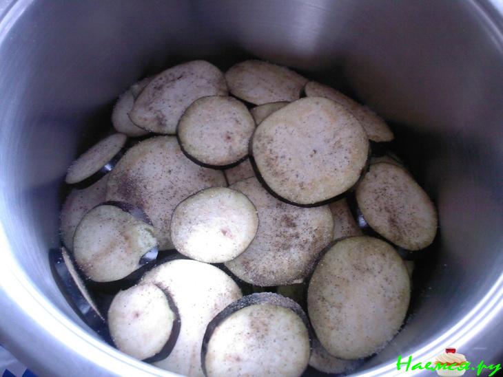 Баклажаны маринованные с болгарским перцем