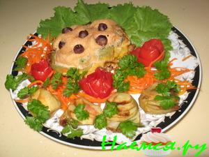 Свинина с киви и фундуком в кляре