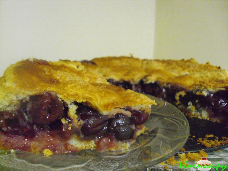 Пирог с черешней "Весенние ароматы"