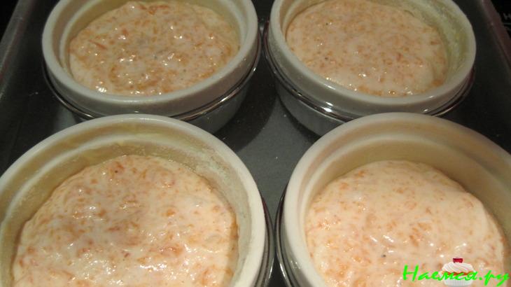 'Ленивые' креветки на подушке из лосося