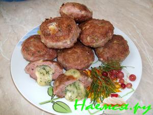 Котлетки "Сюрприз" с сыром и укропом