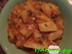 Картофель тушёный с телятиной