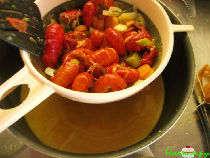 Фрикадельки из щуки с раками