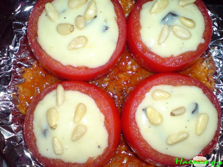 Фаршированные помидоры с картофелем и маслинами