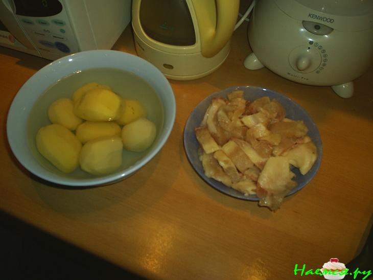 Жаркое с рыбой в горшочке