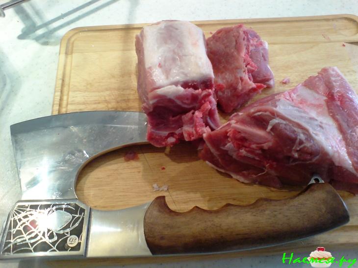 Солянка мясная сборная в горшочке