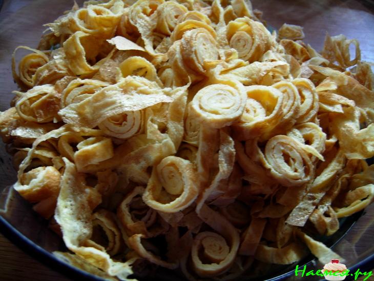 Салат куриный с яйцами