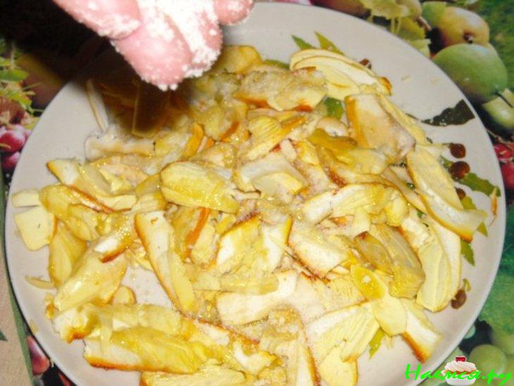 Салат из сырых кесаревых грибов