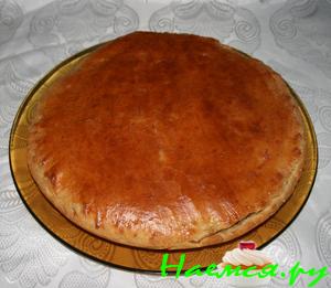 Пирог с тушеной капустой Пирог с тушеной капустой