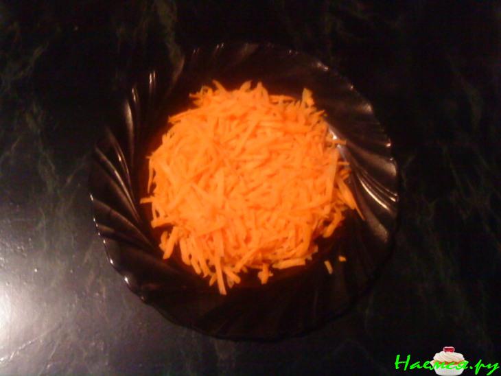 Жареные пирожки с грибами и яйцами