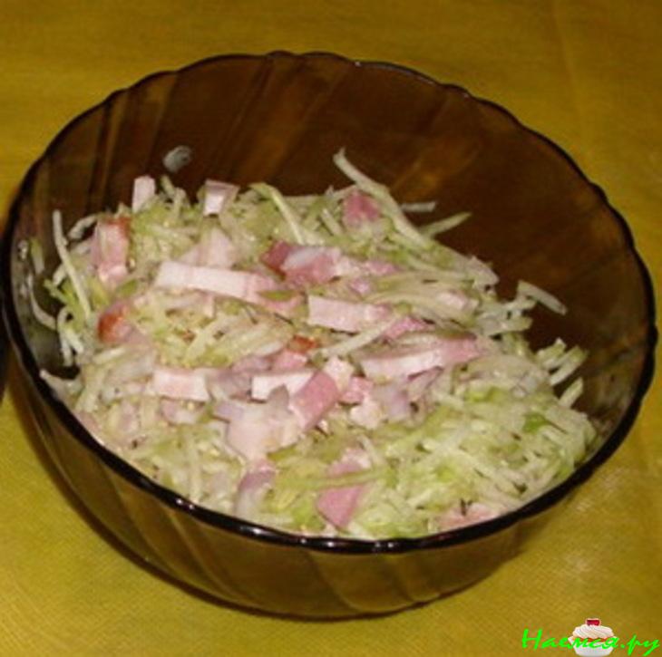 Киш с ветчиной и кабачком