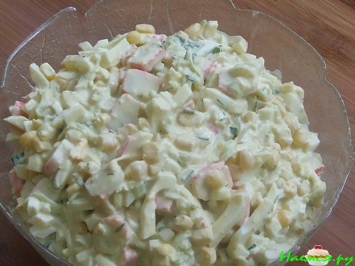 Салат с крабовыми палочками Салат с крабовыми палочками
