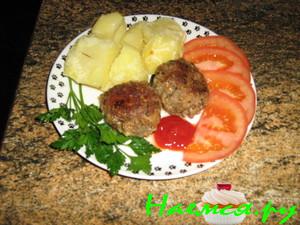 Котлетки с чесноком и сыром