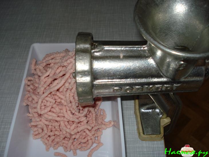 Котлеты из варёной колбасы