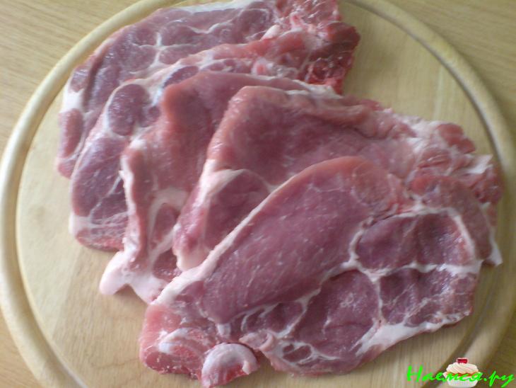 Шницель с соусом из кольраби