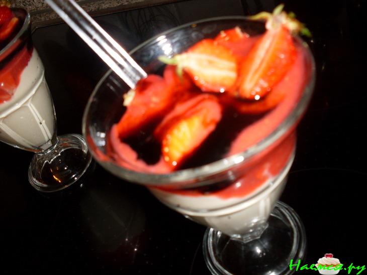 Клубника с маскарпоне