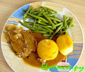 Пикантная баранина с овощами