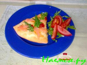 Пицца с рукколой и лососем