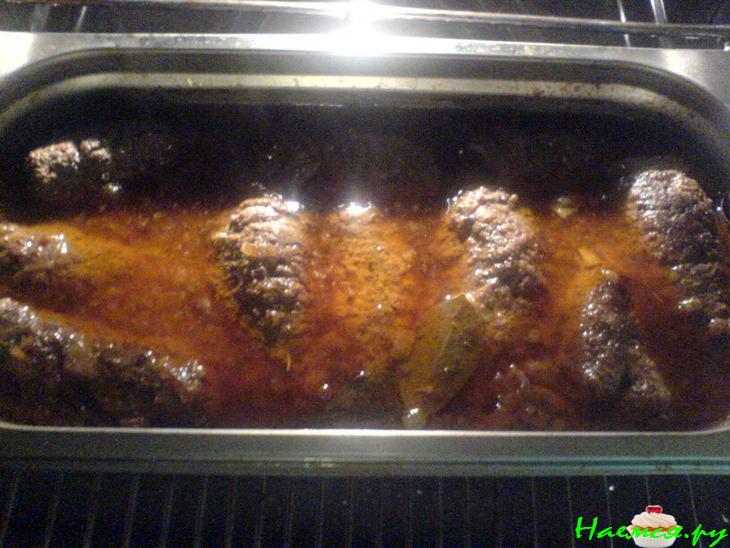 Говяжьи рулетики со шпиком