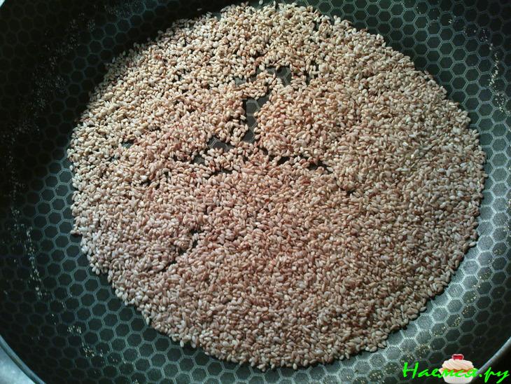 Стручковая фасоль с кунжутом и чесноком