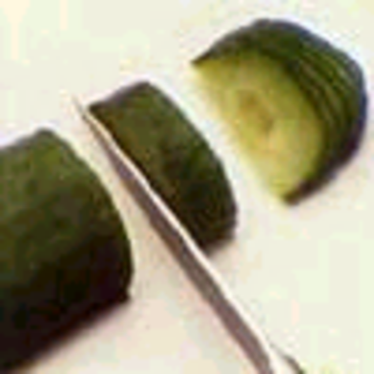 Бордюрчик из огурцов Бордюрчик из огурцов