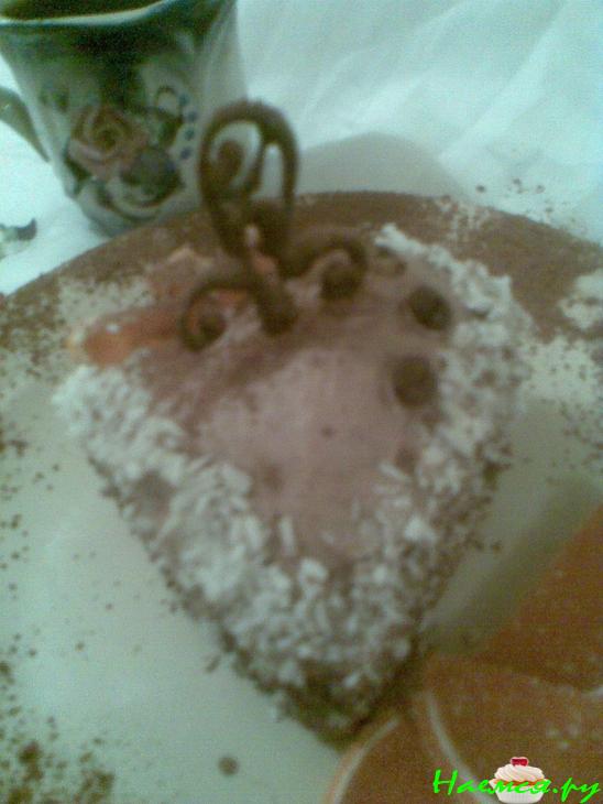 Бисквитное пирожное "Сердце арабики" Бисквитное пирожное "Сердце арабики"