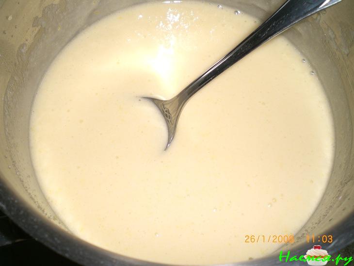 Торт 'Прага' со сливочным кремом в шоколадной глазури