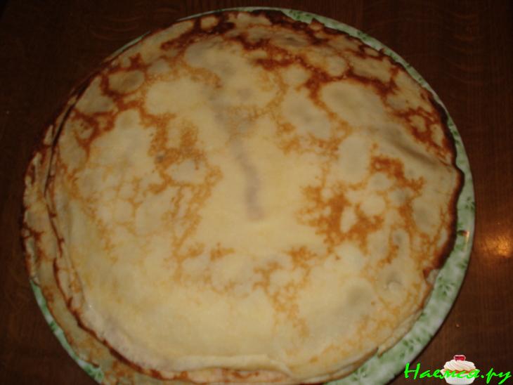 Блинный торт со шпротами