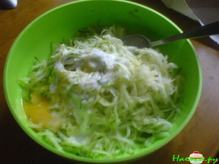 Несладкий кабачковый пирог