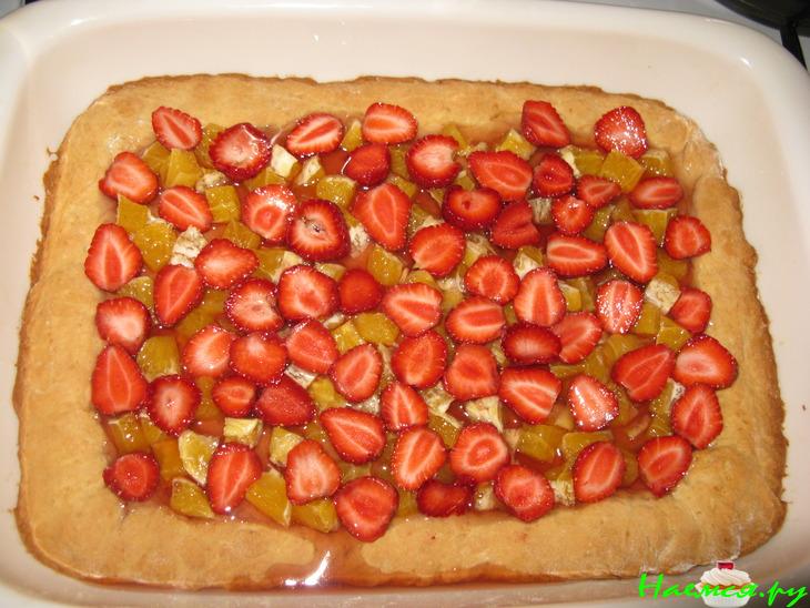 Пирог из быстрого теста с апельсином и клубникой Пирог из быстрого теста с апельсином и клубникой