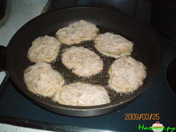 Куриные котлеты с цуккини и картошкой