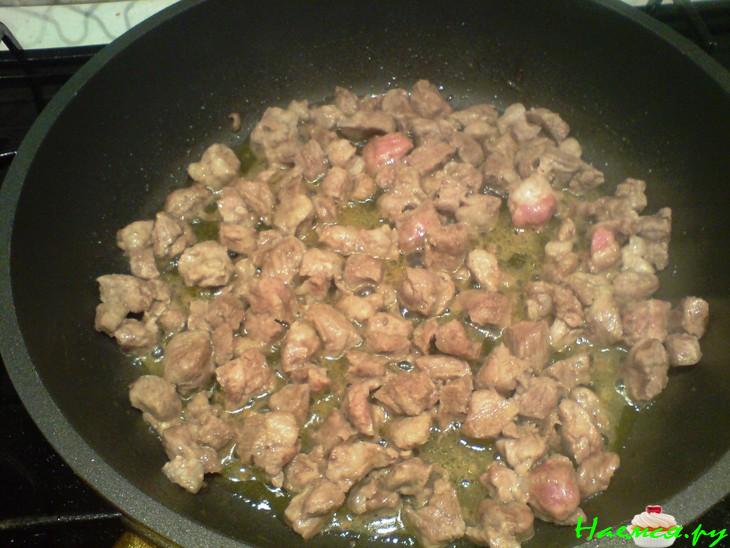 Свинина в тесте с сулугуни