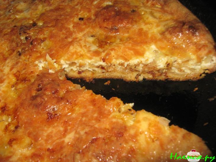 Луковый пирог со сметанно-сырной заливкой Луковый пирог со сметанно-сырной заливкой