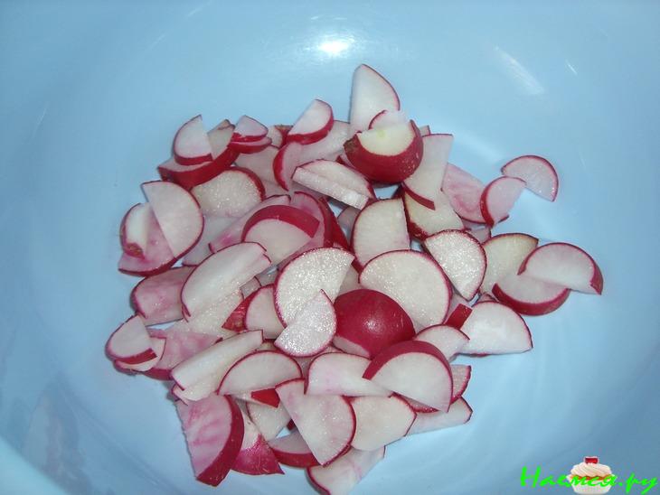 Салатик с тунцом и редиской