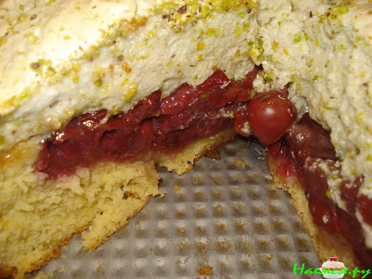 Пирог творожный "Вишенка"