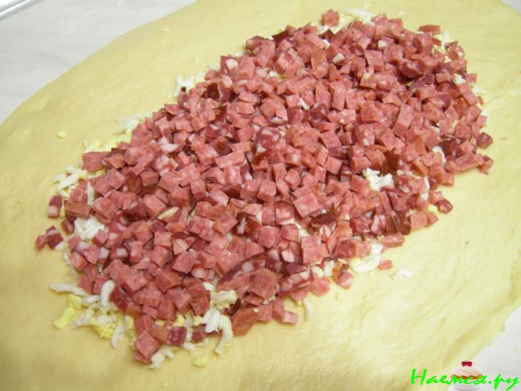 Кулебяка-пицца с многослойной начинкой