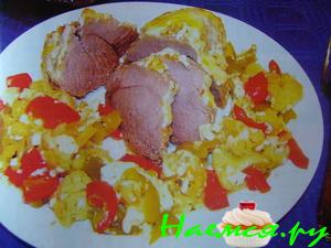 Свинина с овощами и соевым соусом