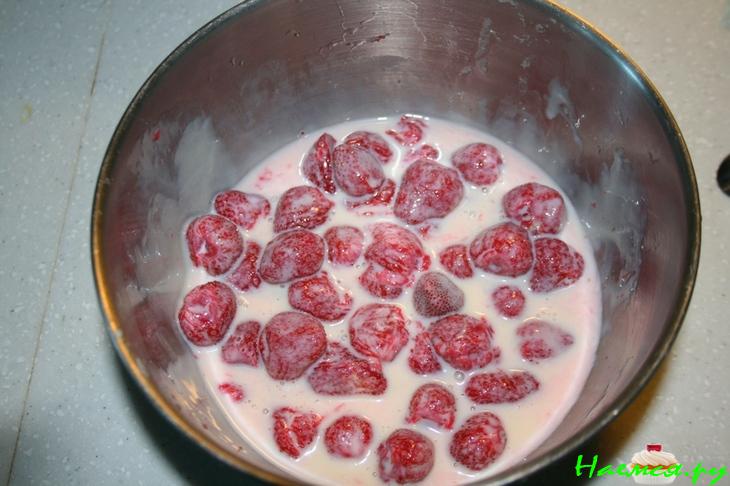 Пирог песочный "Клубника со сливками"