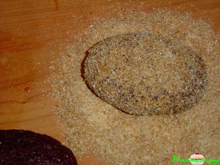 Свекольные котлетки с манкой