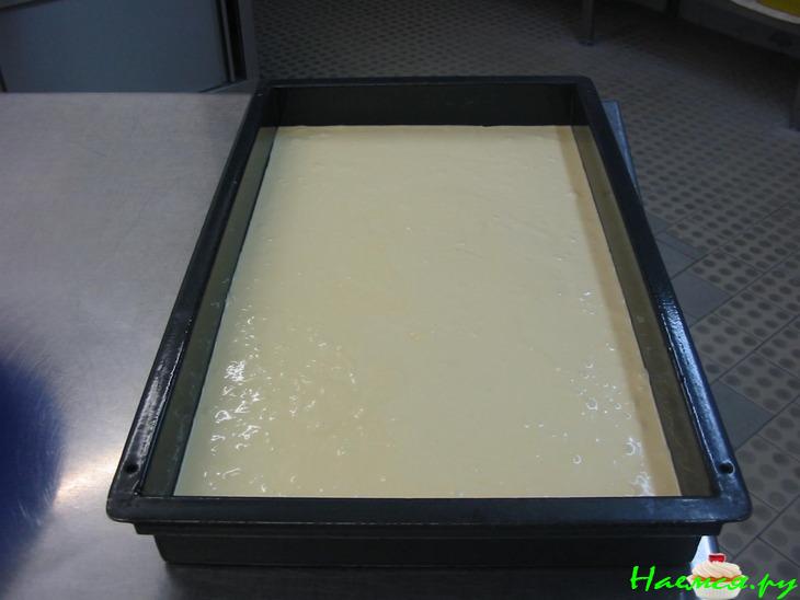 Пирог миндалевый очень быстрый