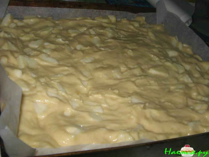 Пирог яблочный с ванилью