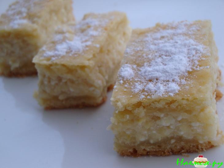 Нежный песочный пирог с творожно-яблочной начинкой Нежный песочный пирог с творожно-яблочной начинкой