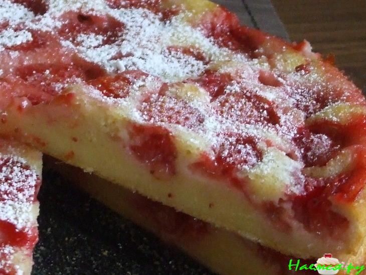 Клубничная пицца