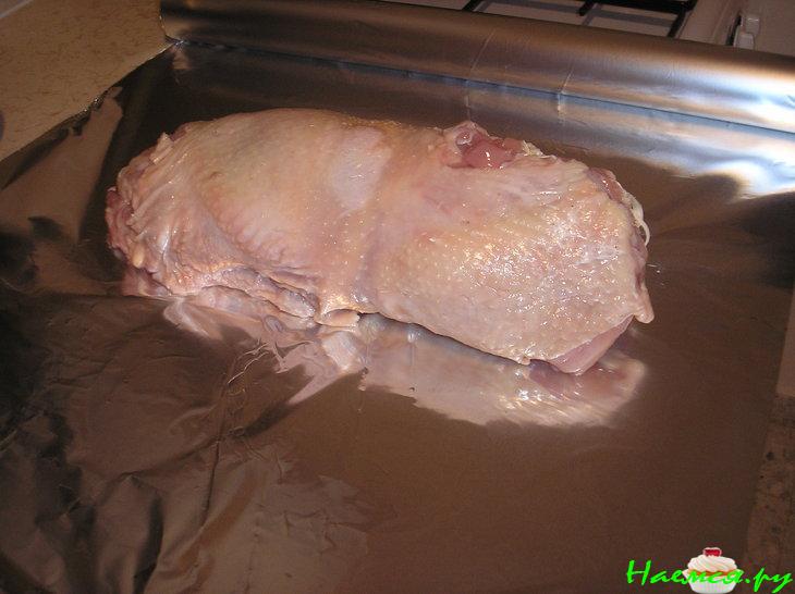 Куриный рулет, запеченный в фольге