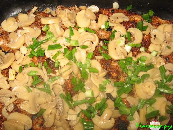 Горбуша с сыром и грибами