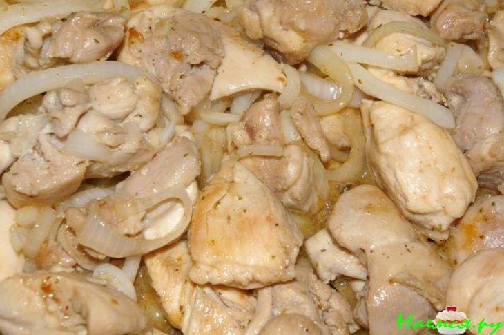 Курочка с лисичками