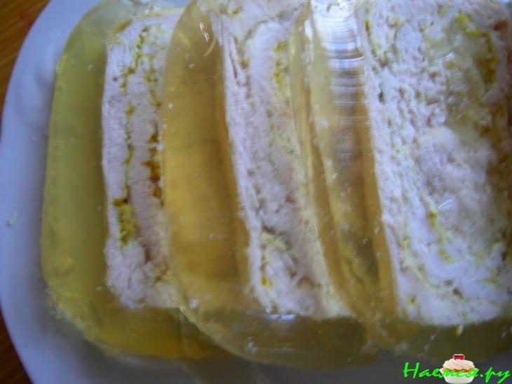 Рулет "Курятина в желе"