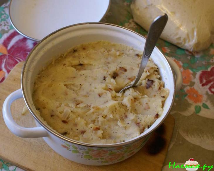 Пирожки с картошкой (дрожжевое тесто)